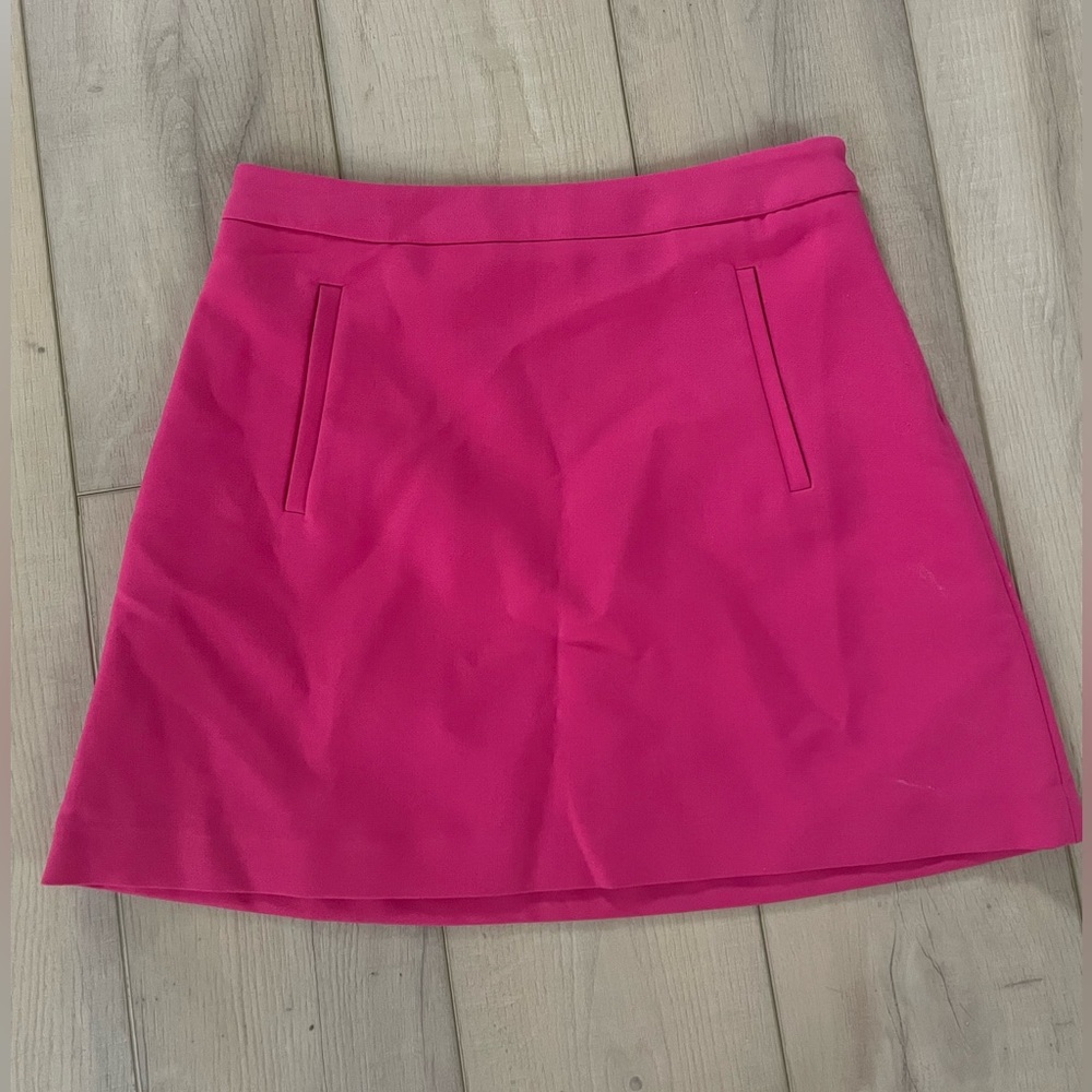 C. Wonder skirt size 4